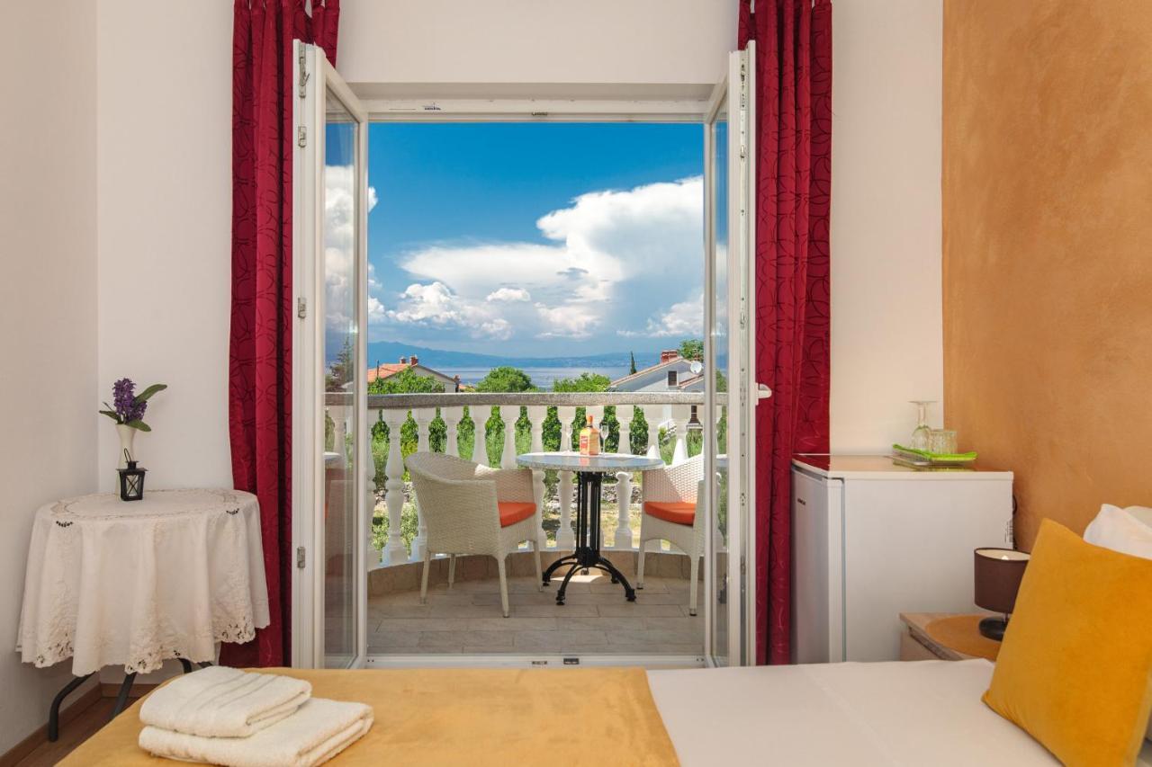 Vila Panorama By El-Pi Tours Malinska Exterior photo